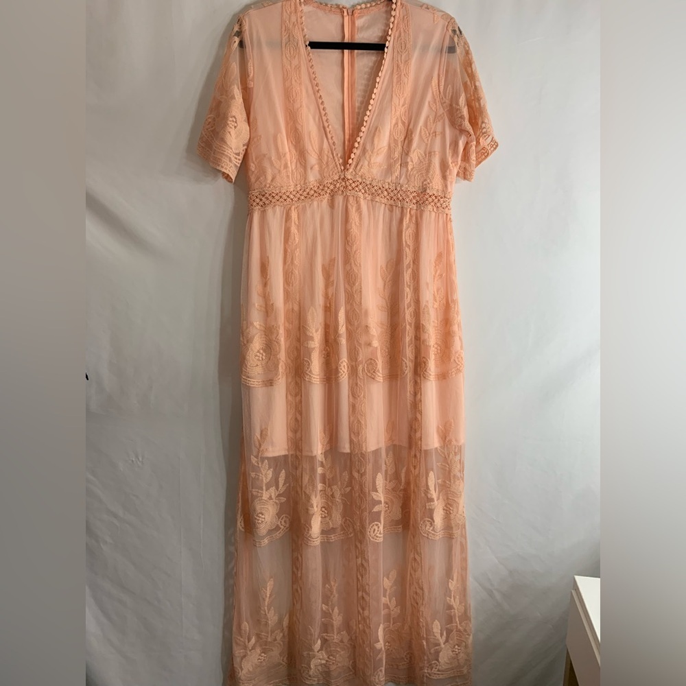 Peach Embroidered Lace Detail Sheer Flowy Lined Maxi Dress, size XL